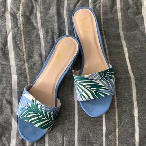 Lulu’s Tropical Print Blue Mules BRAND NEW
